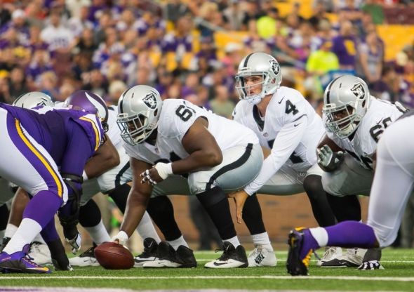 Oakland Raiders center Rodney Hudson returns to practice