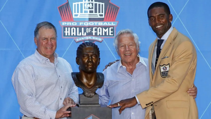 Former Patriots WR Randy Moss enshrined into Pro Football Hall of Fame