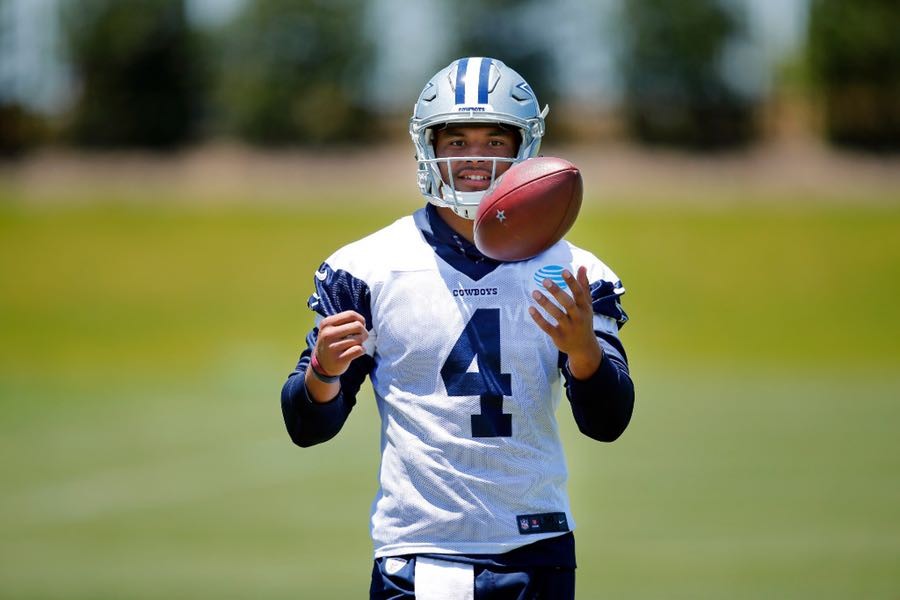 Dak Prescott's one-word trick to avoid throwing picks