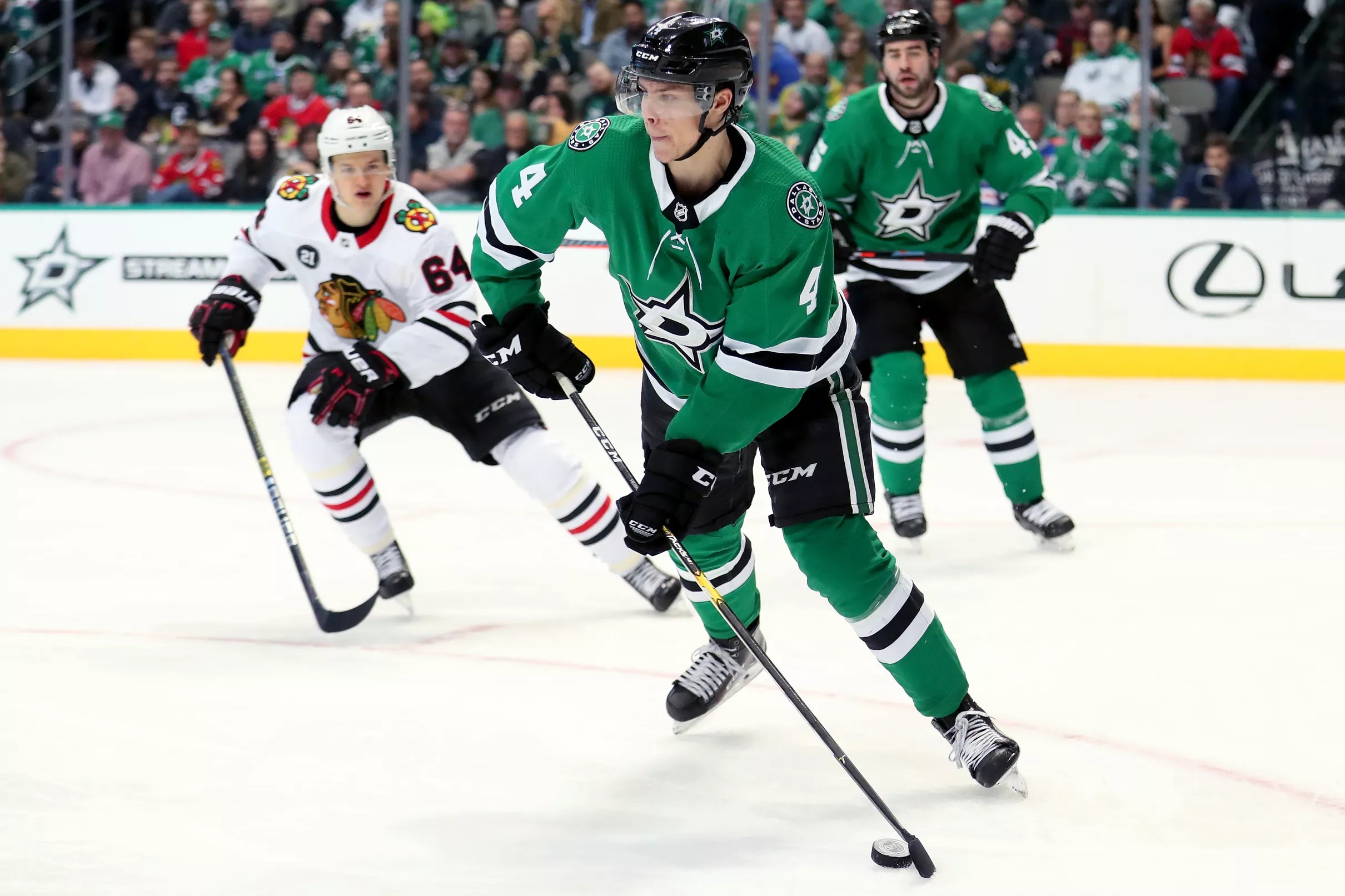 Stars Take on Dynamic Blackhawks Tonight at Home