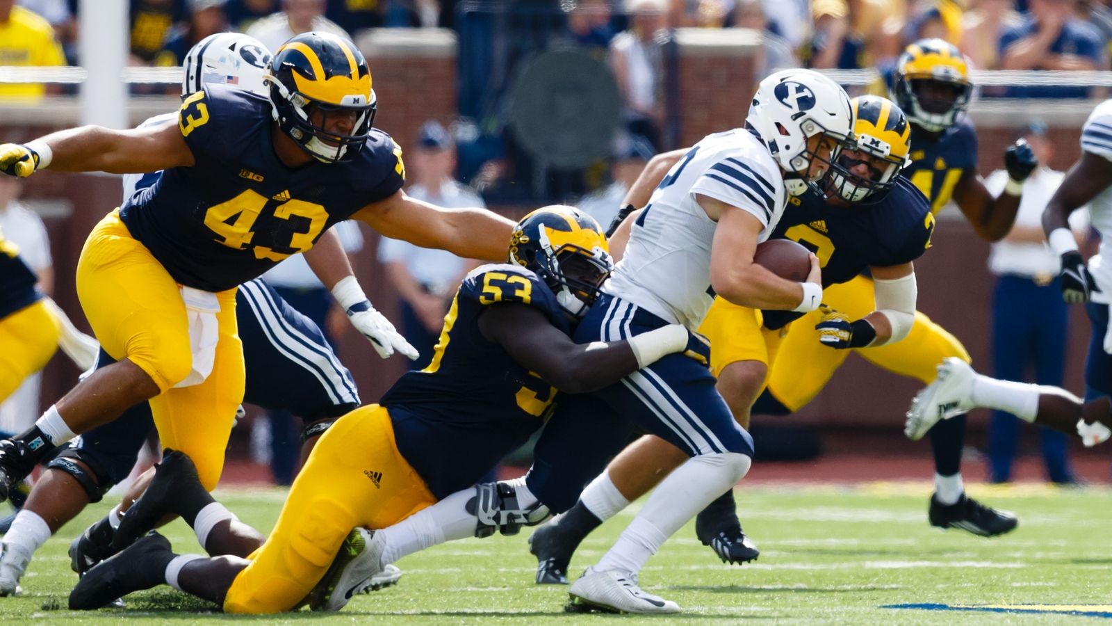 Quick Analysis: What 2016 DE/OLB Carlo Kemp Brings to Michigan Football