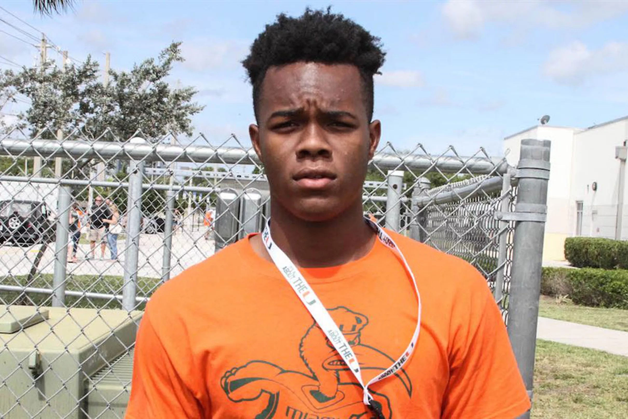 Texas offered Miami TE commit Larry Hodges on Thursday