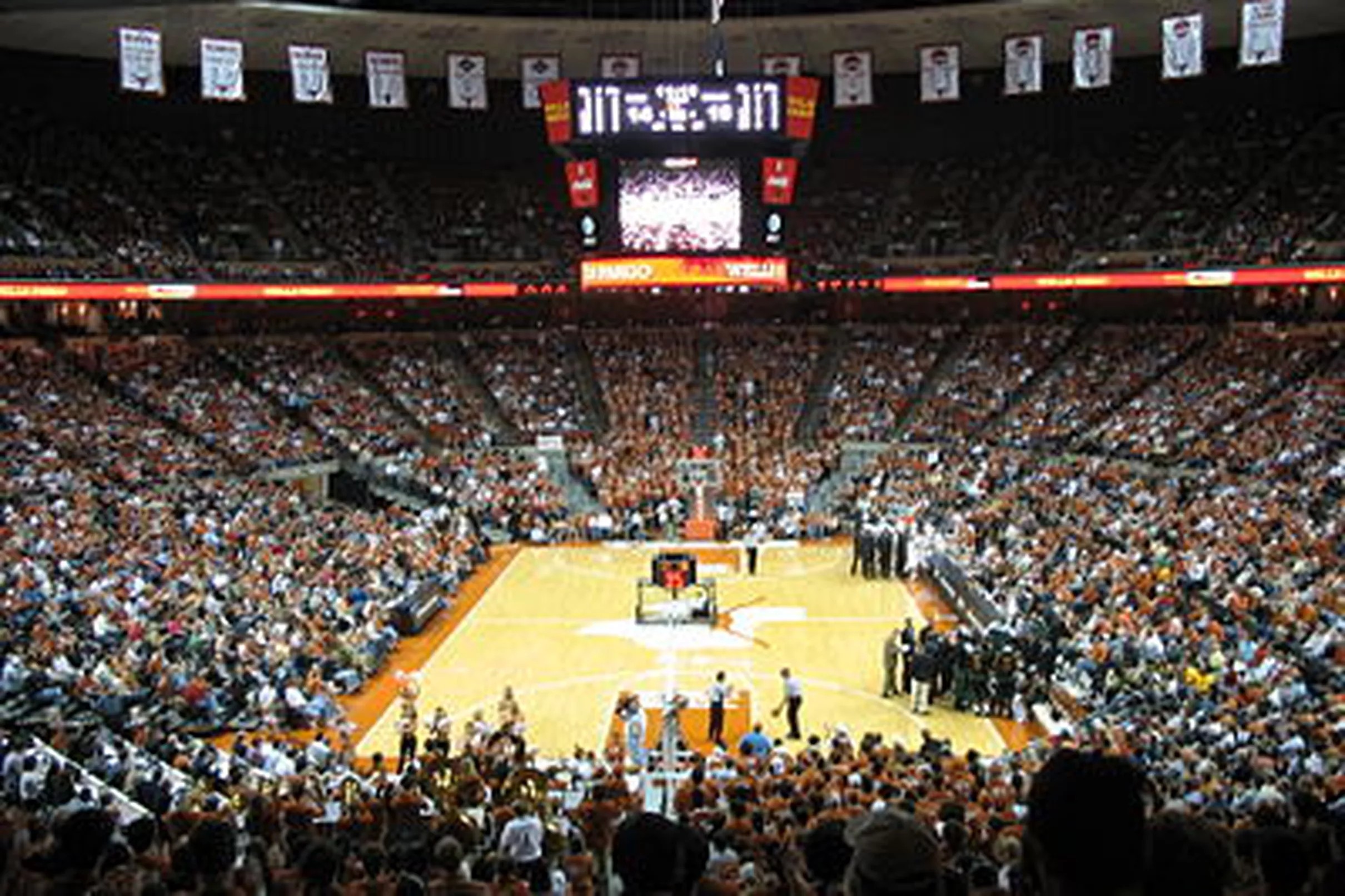 Texas close to securing deal to land new basketball arena at no cost to ...