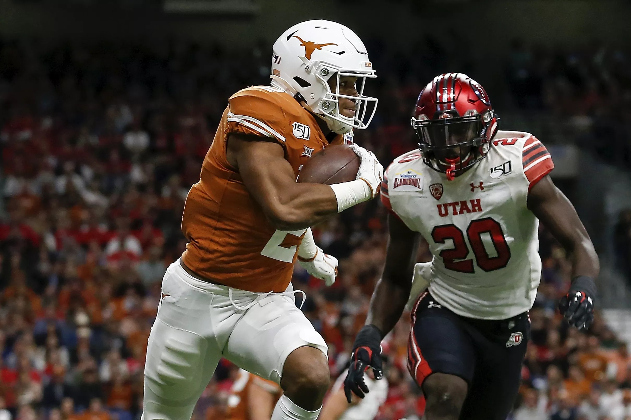 Bevo’s Daily Roundup: As players change positions, Texas football takes ...