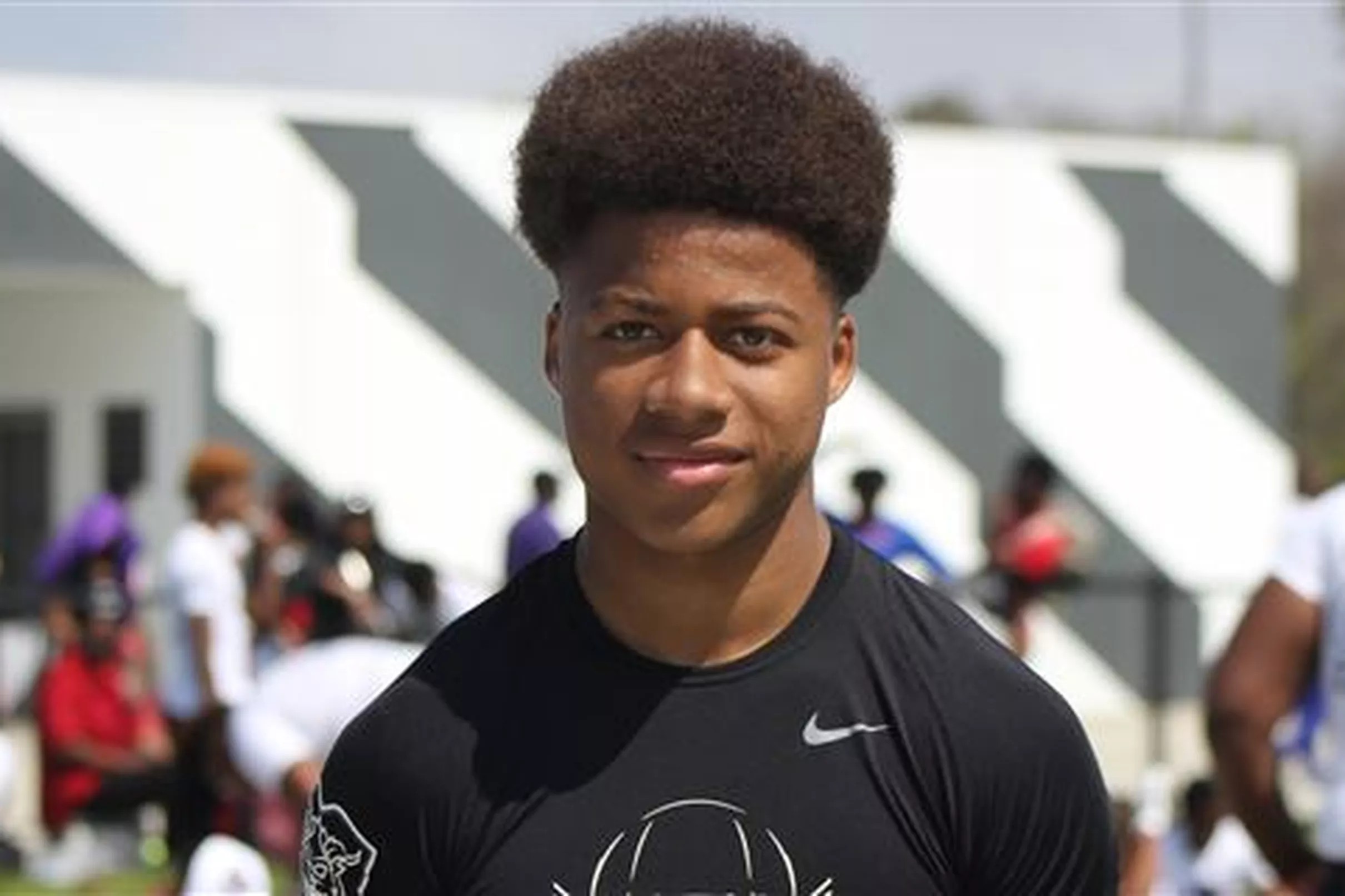 5-star CB Derek Stingley Jr. names Texas in final 3 following OV