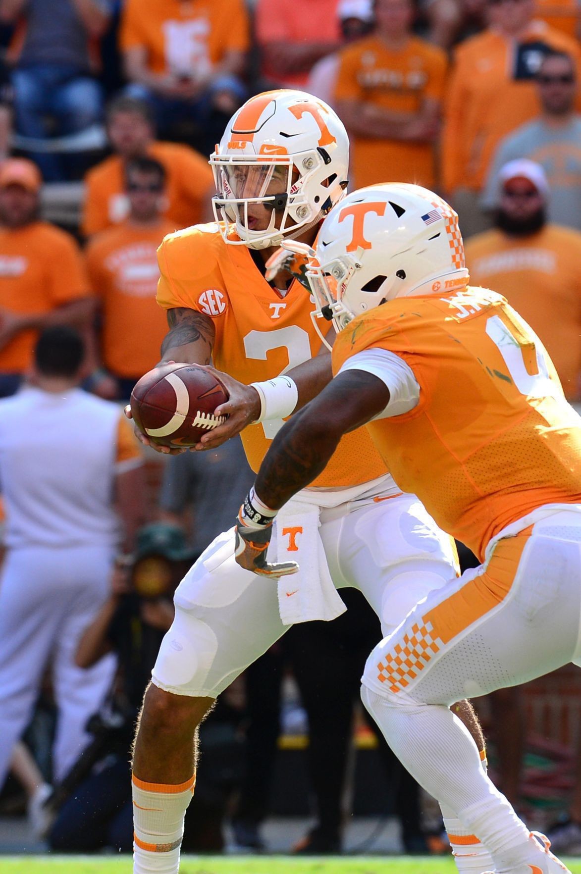 Tennessee's offense looks for spark against Wildcats