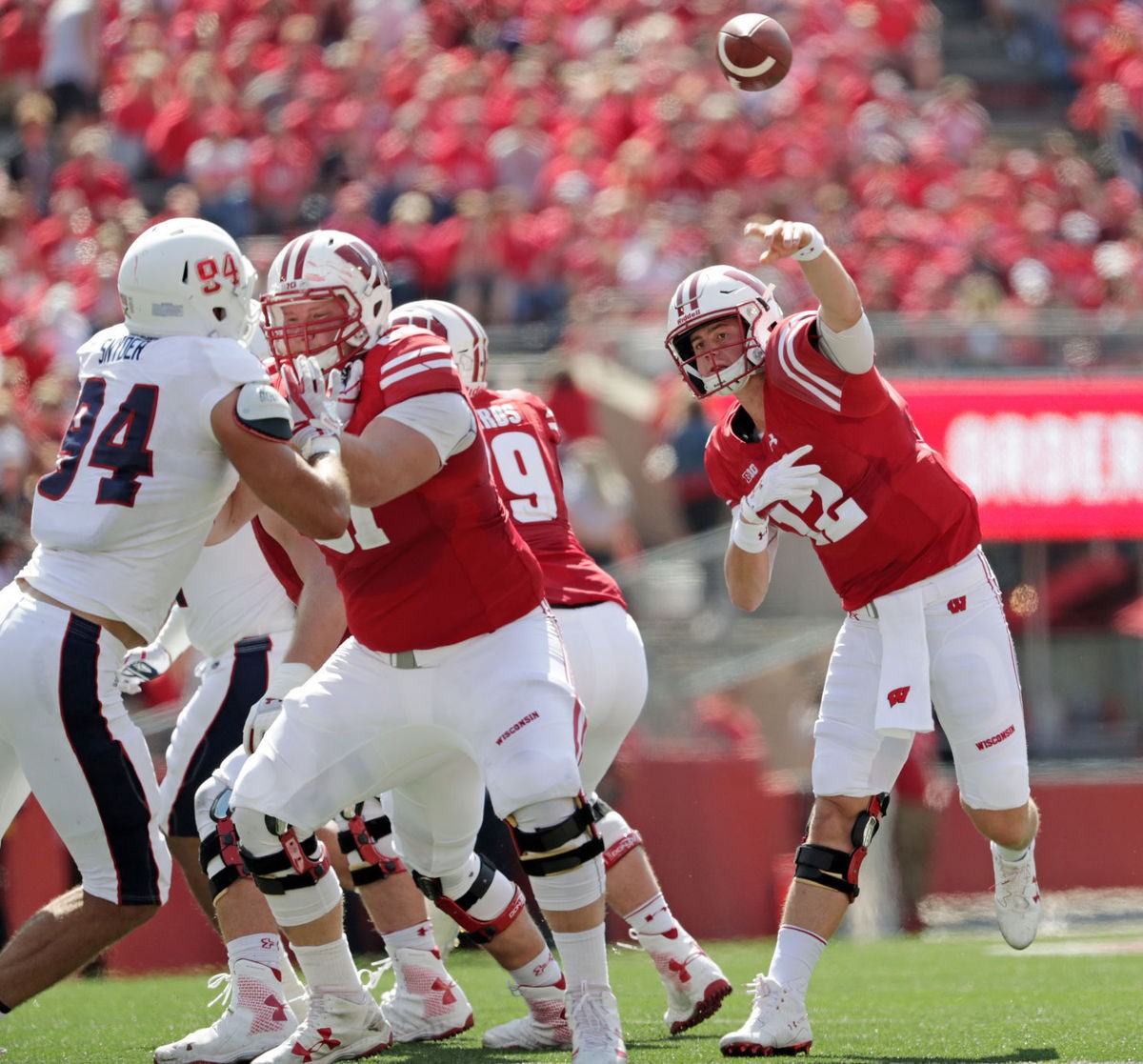 Badgers football: Wisconsin offense faces 1st major test against BYU