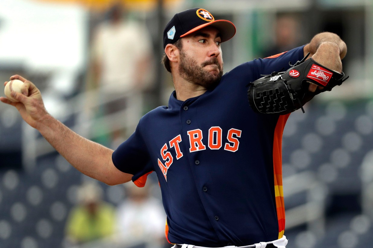 Justin Verlander agrees to 2-year, $66 million extension with Astros