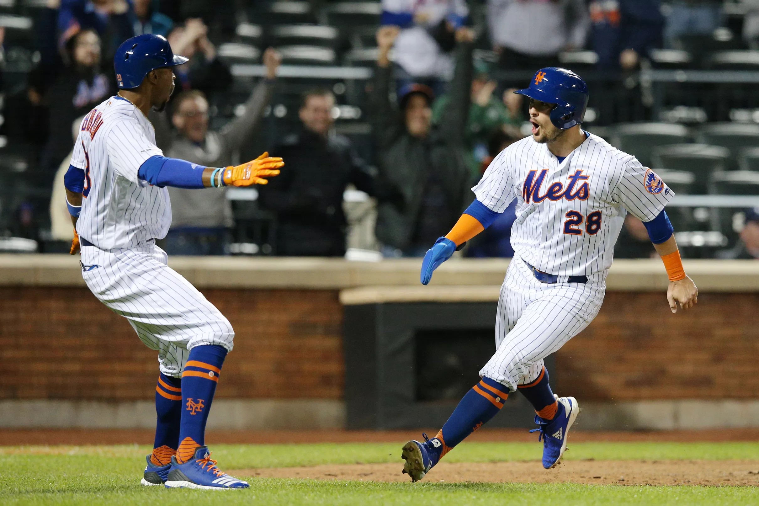 Alonso’s walk-off sacrifice fly saves Mets after Familia’s ninth inning ...