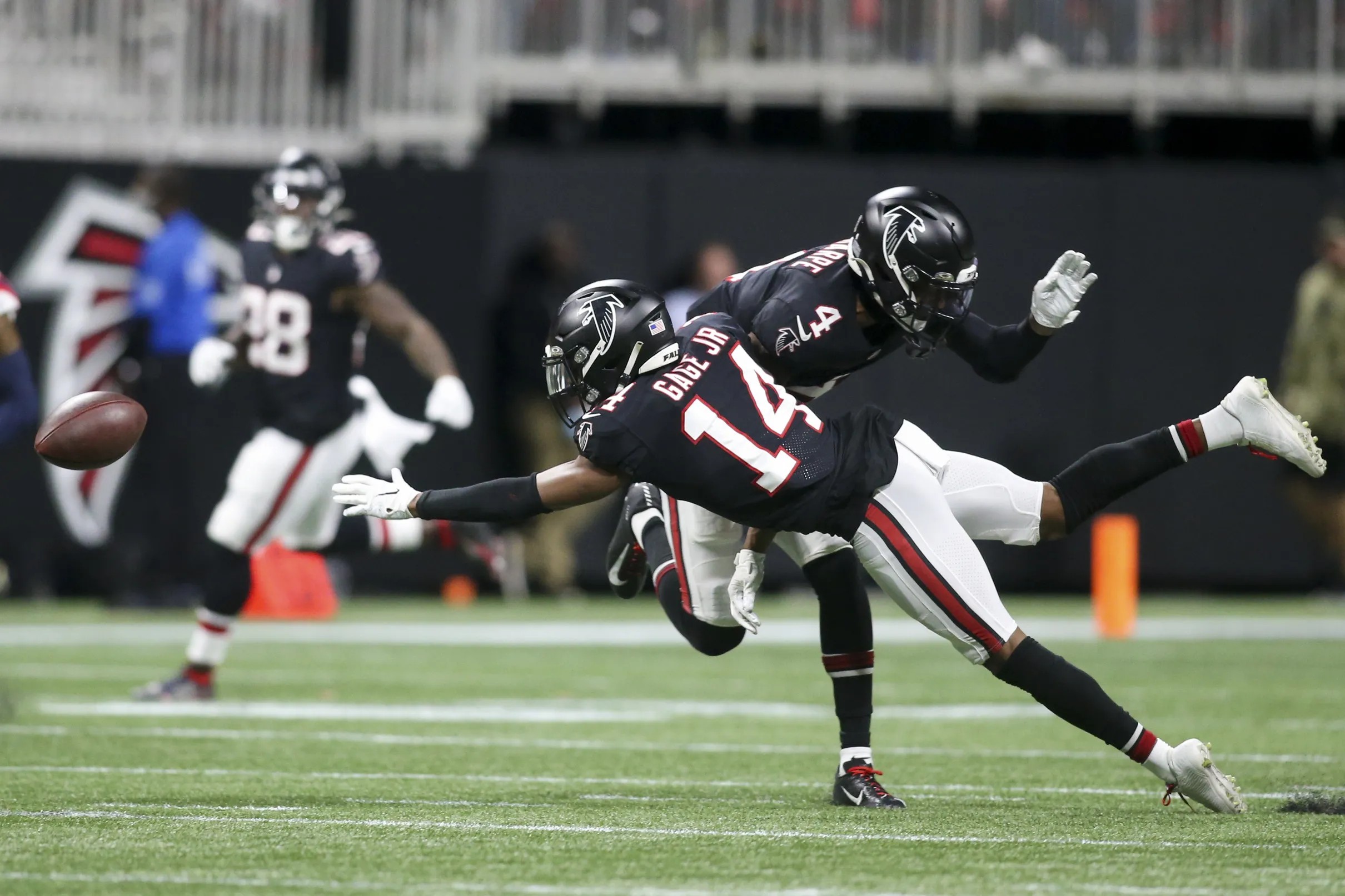 Falcons foibles: How one play demonstrates the potential and reality of ...