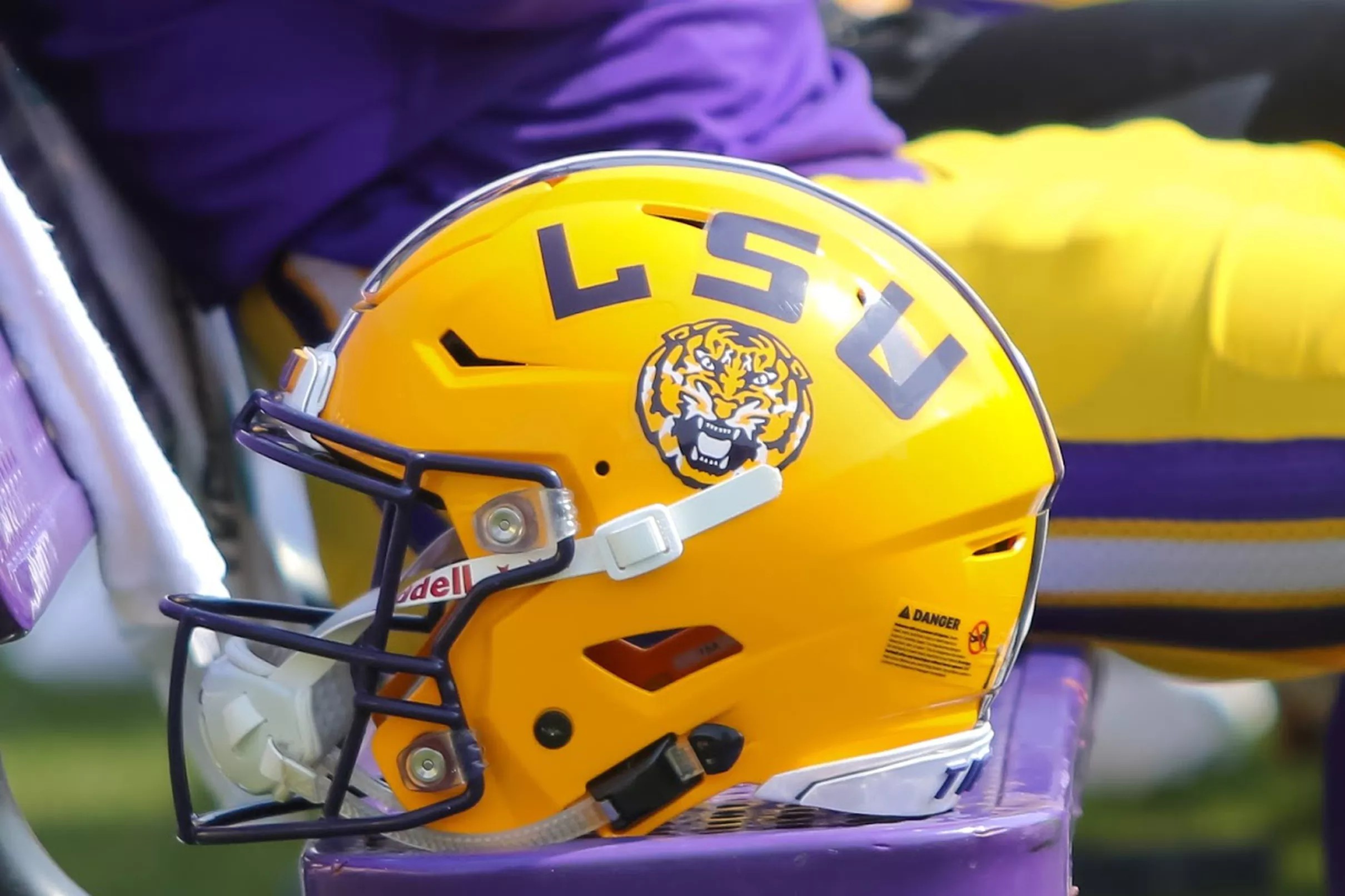 Five-Star WR Rakim Jarrett Commits to LSU