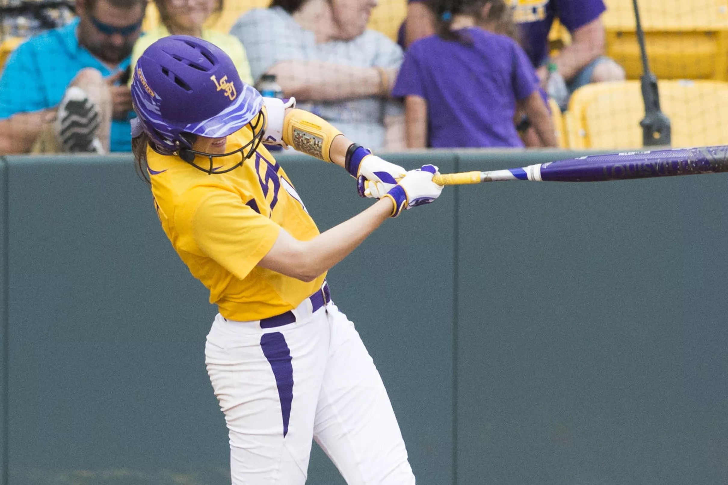 Walker Flirts With No-Hitter, LSU Sweeps Auburn 9-1