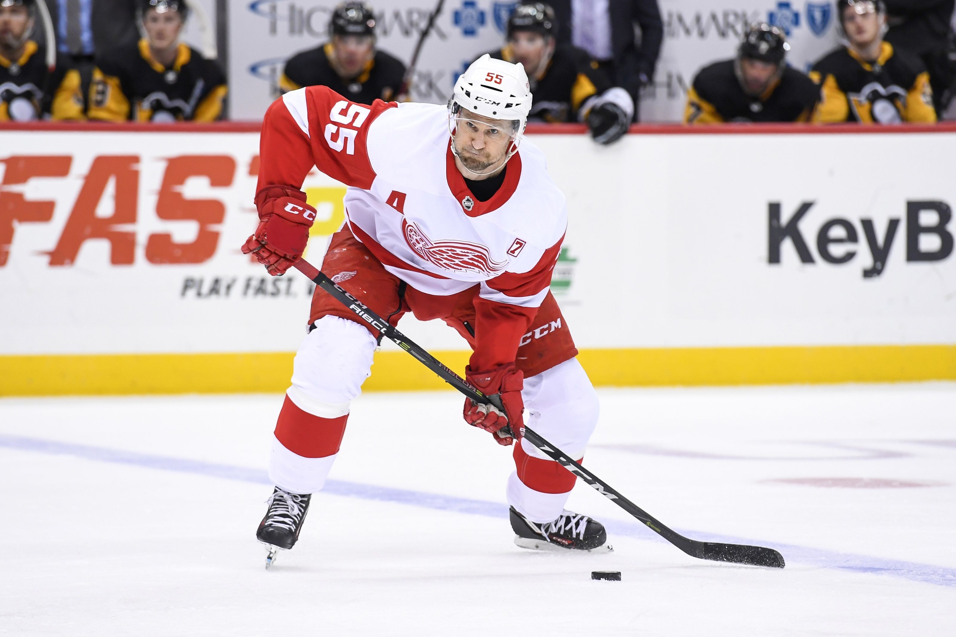 Detroit Red Wings: Niklas Kronwall returning next season?