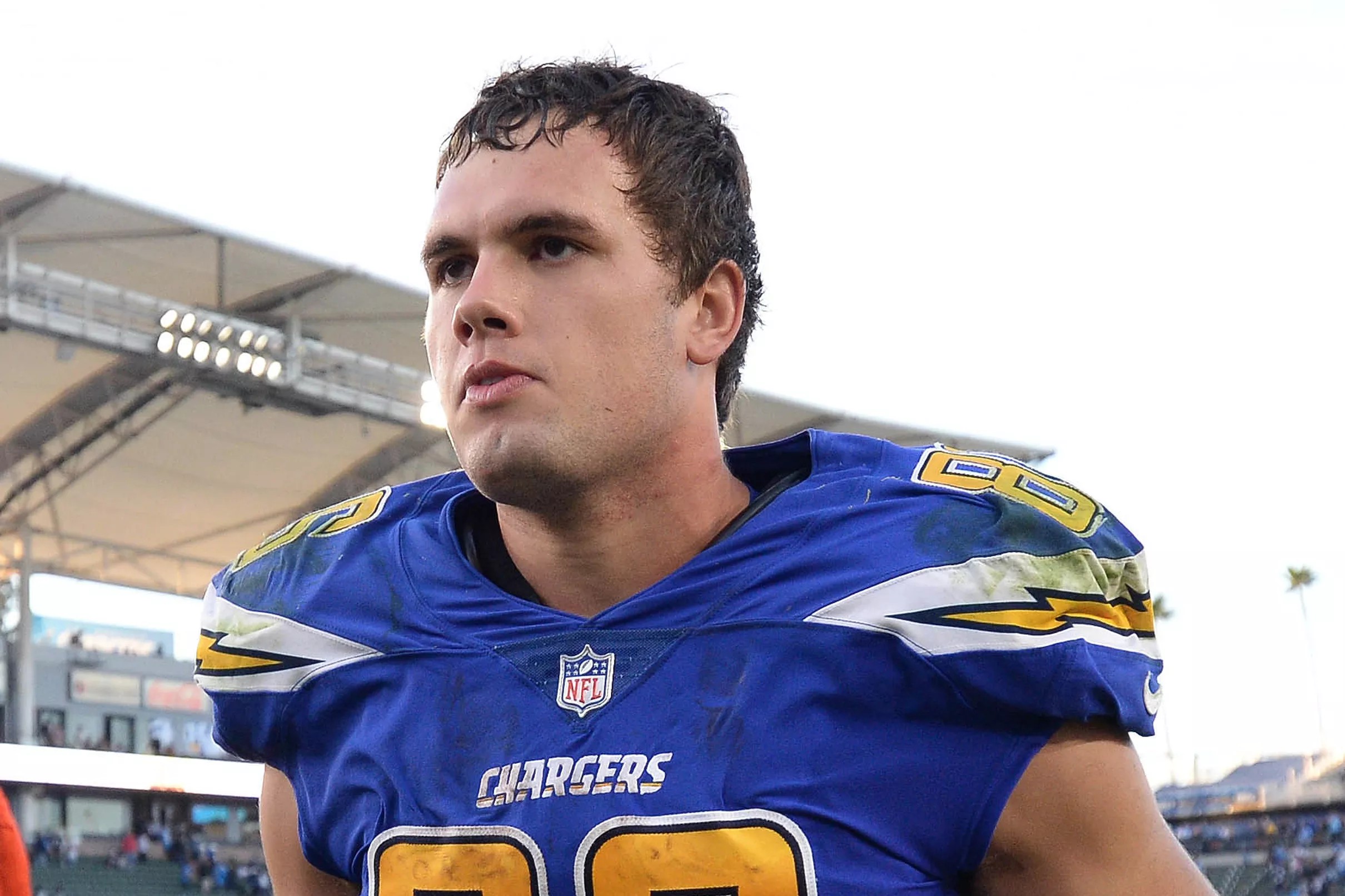 Los Angeles Chargers Daily Links: Hunter Henry is one of the NFL’s best ...