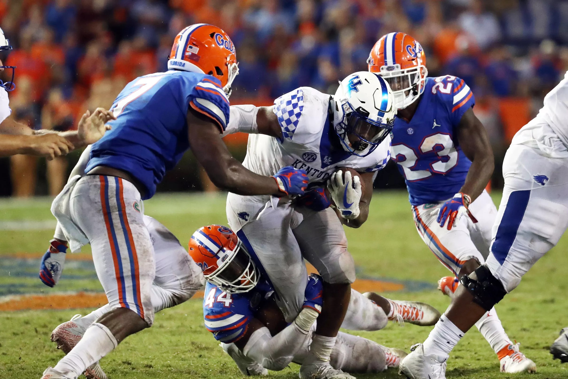 College Football Late Saturday: #9 Florida Visits Kentucky