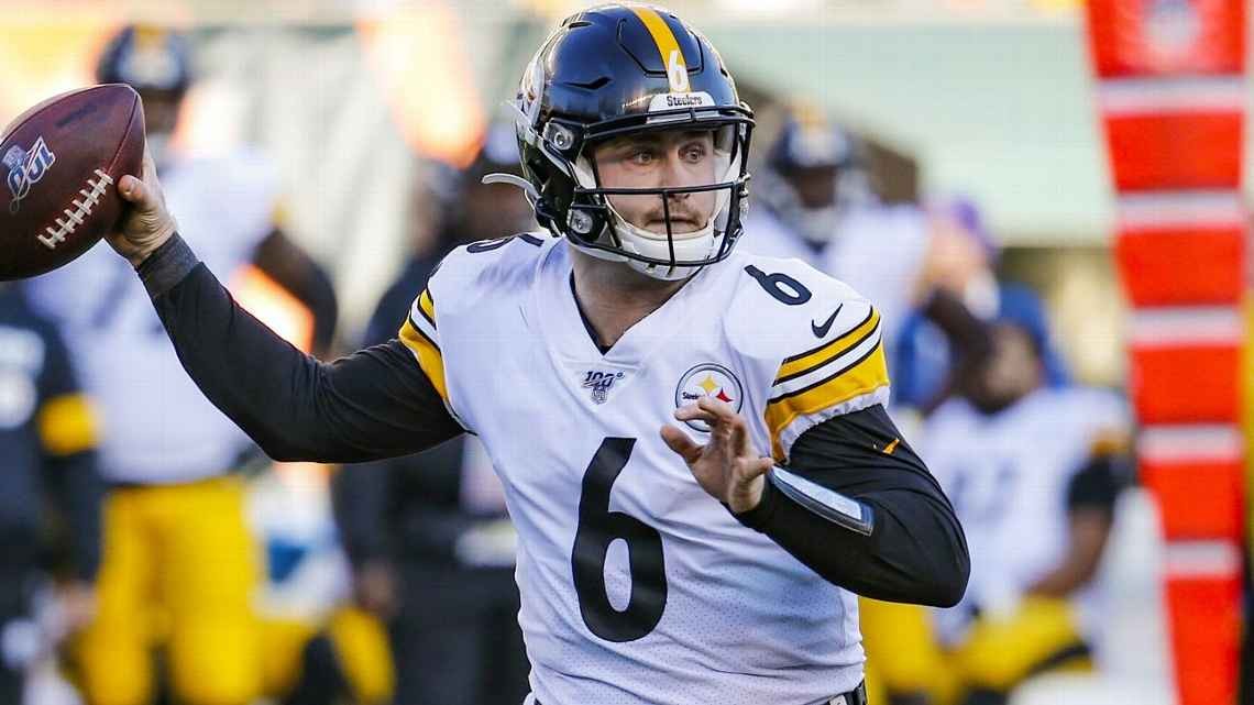 Quarterback Duck Hodges named Steelers' starter for Browns game