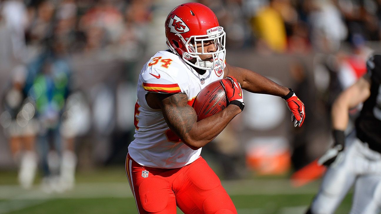 Sources: Packers acquire RB Davis from Chiefs