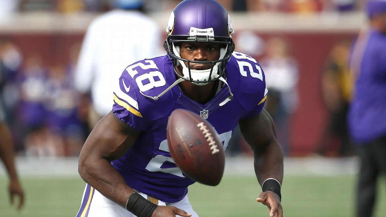 Seahawks to host Adrian Peterson on free-agent visit