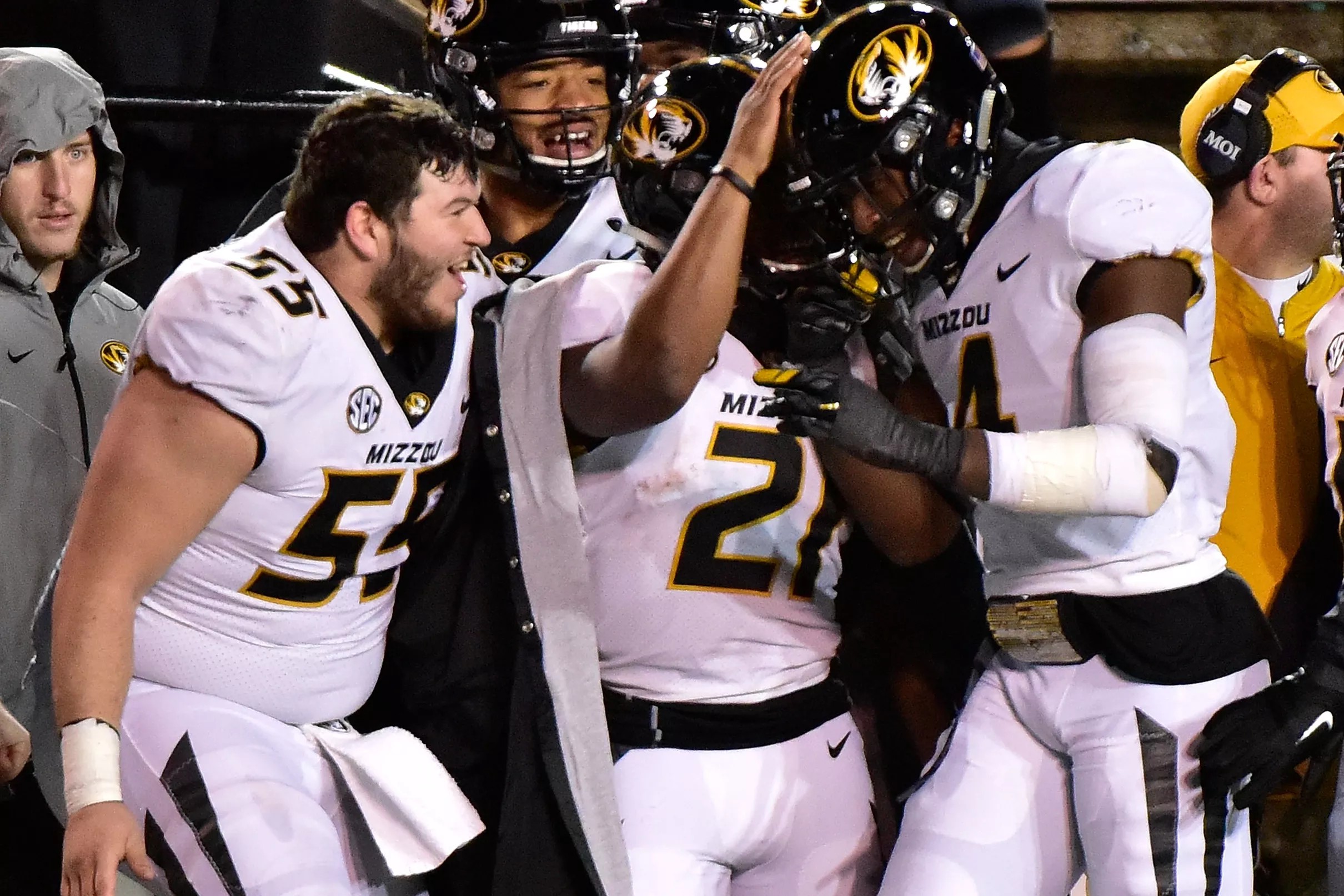 Missouri Tigers at Arkansas Razorbacks: LIVE THREAD!