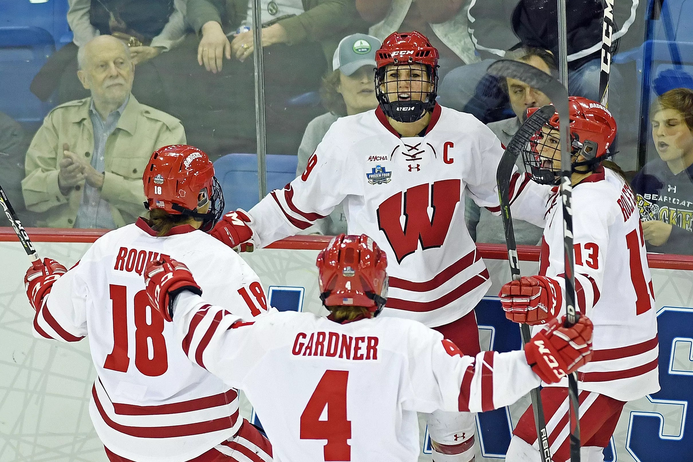 Wisconsin announces women’s hockey schedule