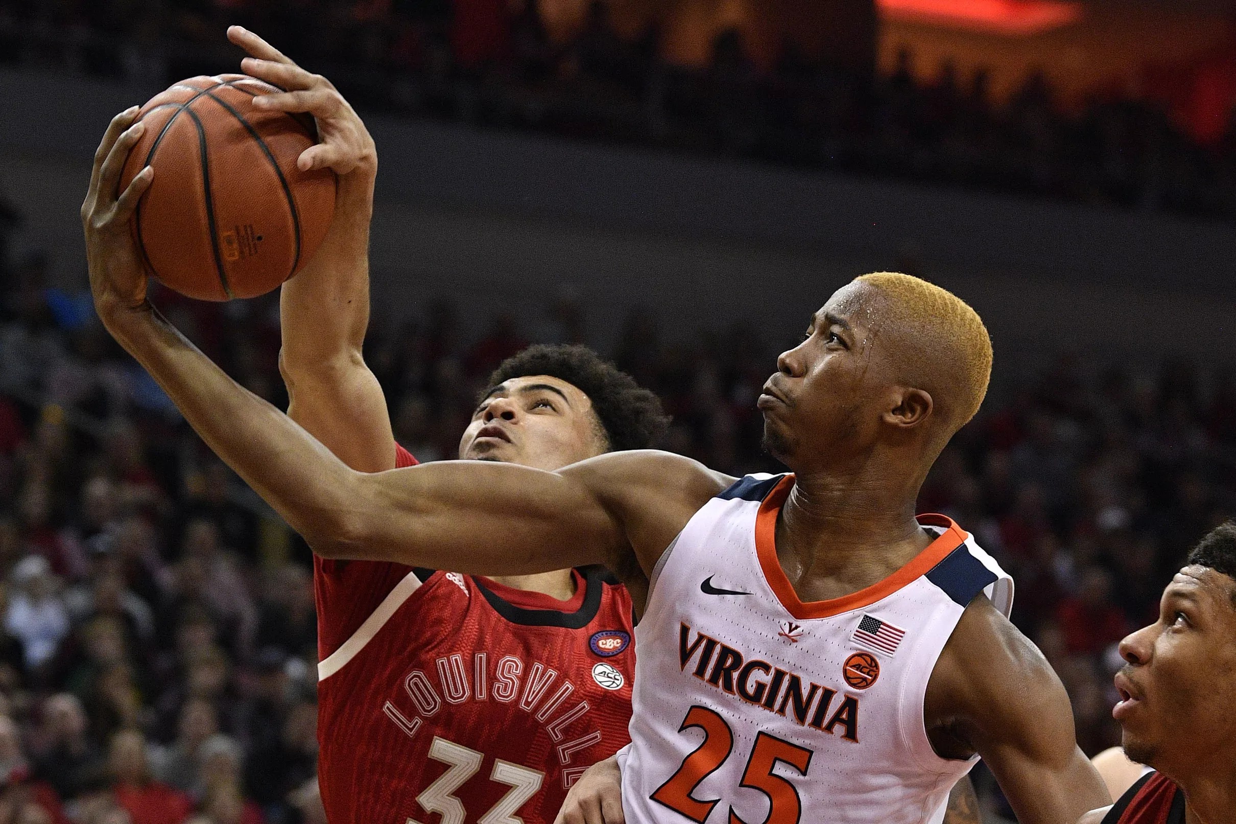 Virginia bumps up to No. 2 after picking up two ranked road wins