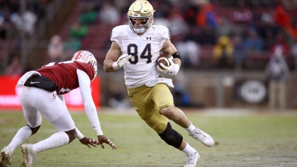 Cole Kmet jumps to the NFL, with good reason