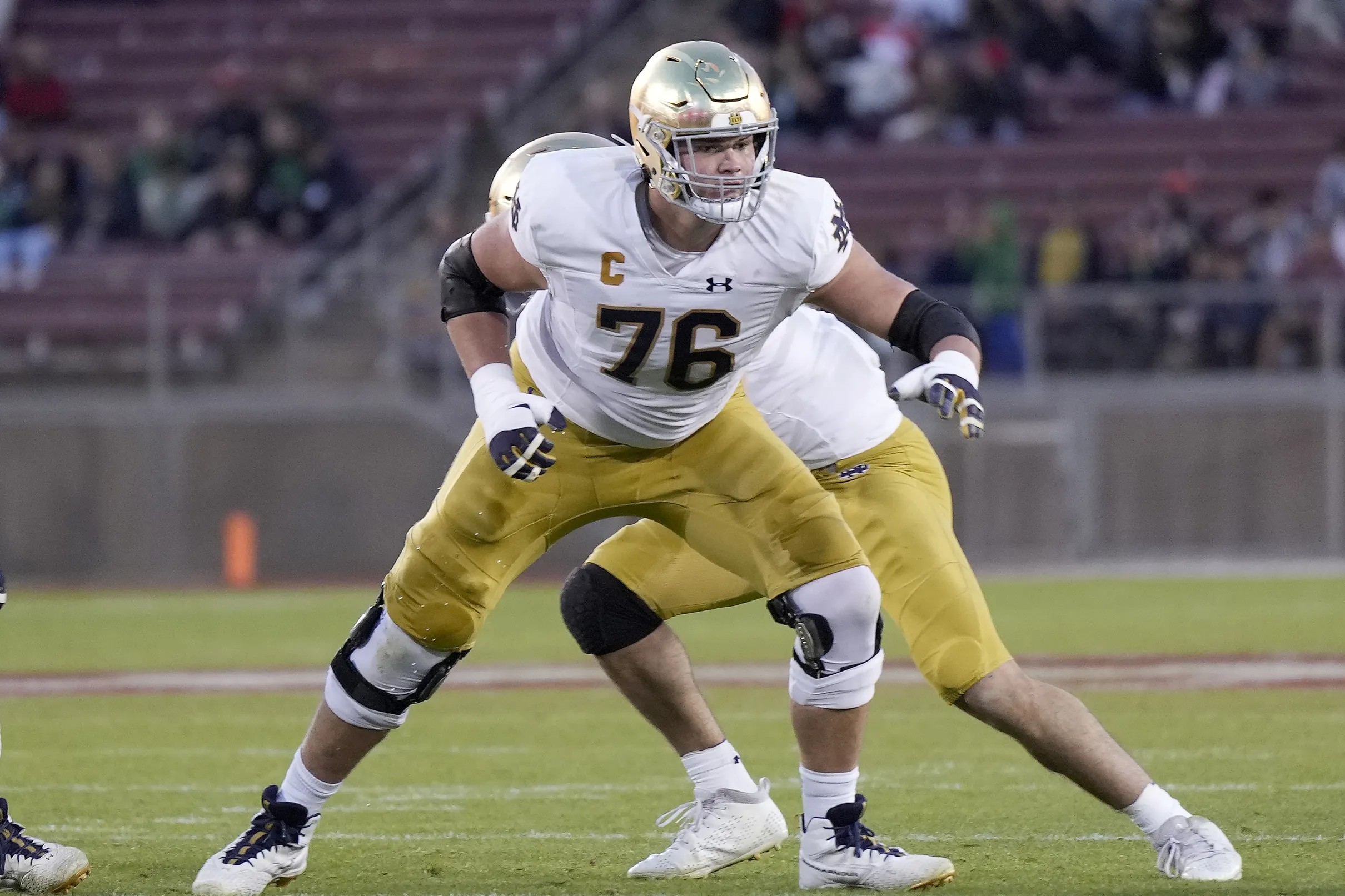 Notre Dame Football: Irish continue to crawl up the rankings ladder