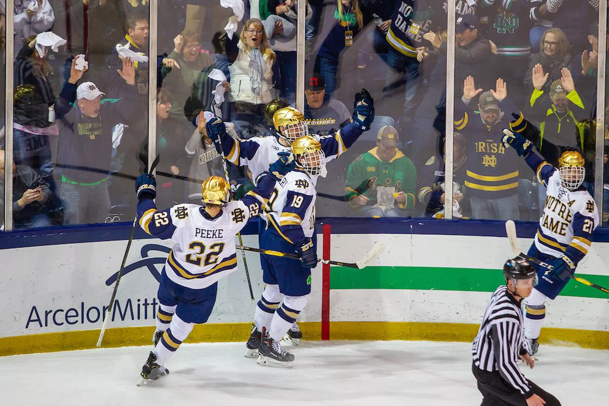 Notre Dame Hockey: NCAA Northeast Regional Preview VS Clarkson