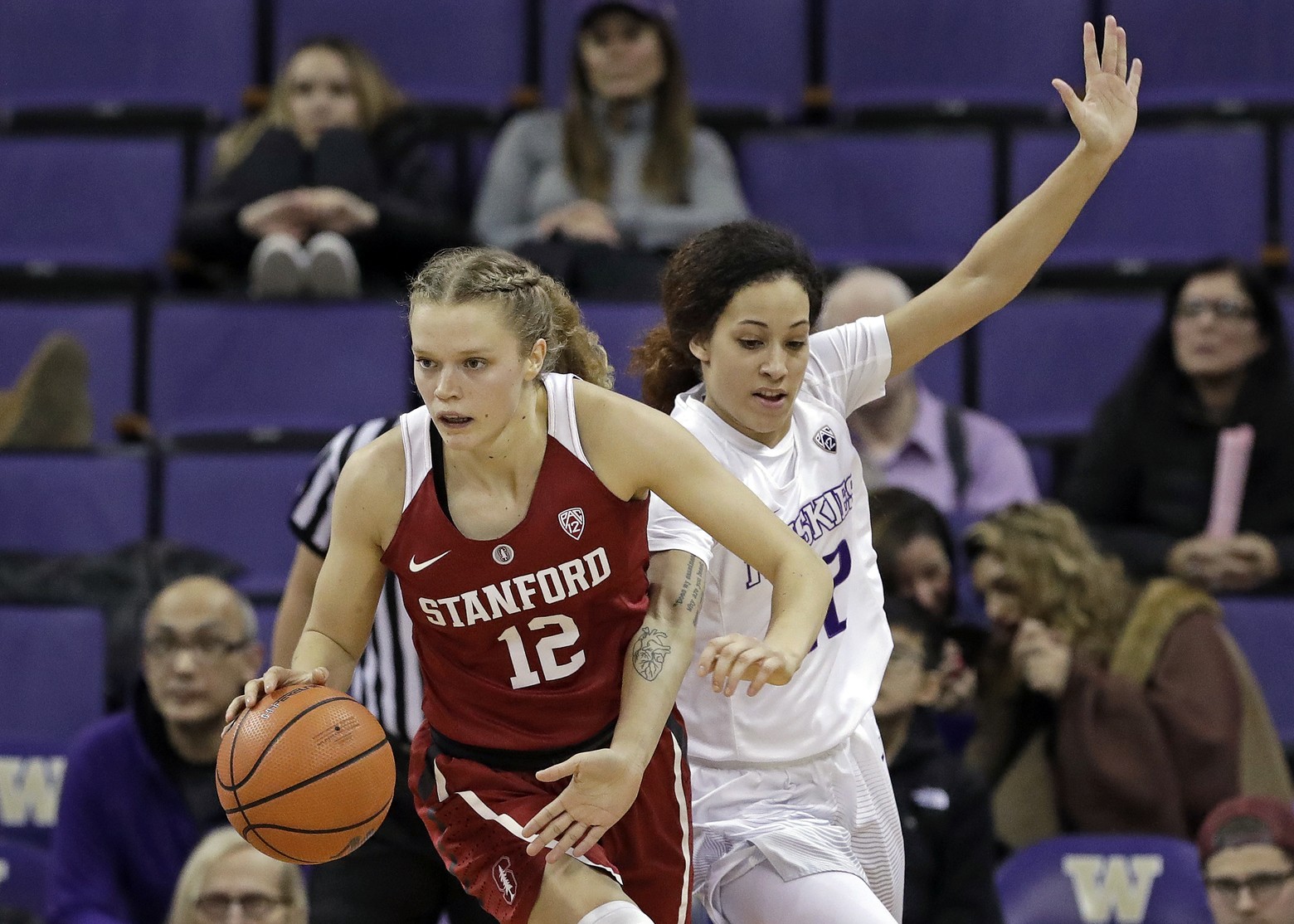 Washington’s Amber Melgoza scores 40 points in loss to No. 16 Stanford