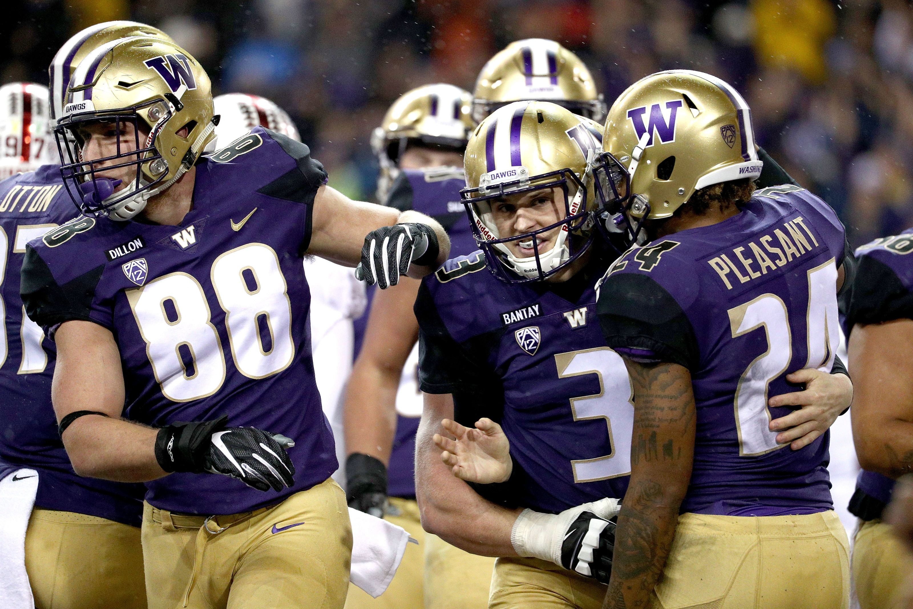 Washington Huskies recruiting season