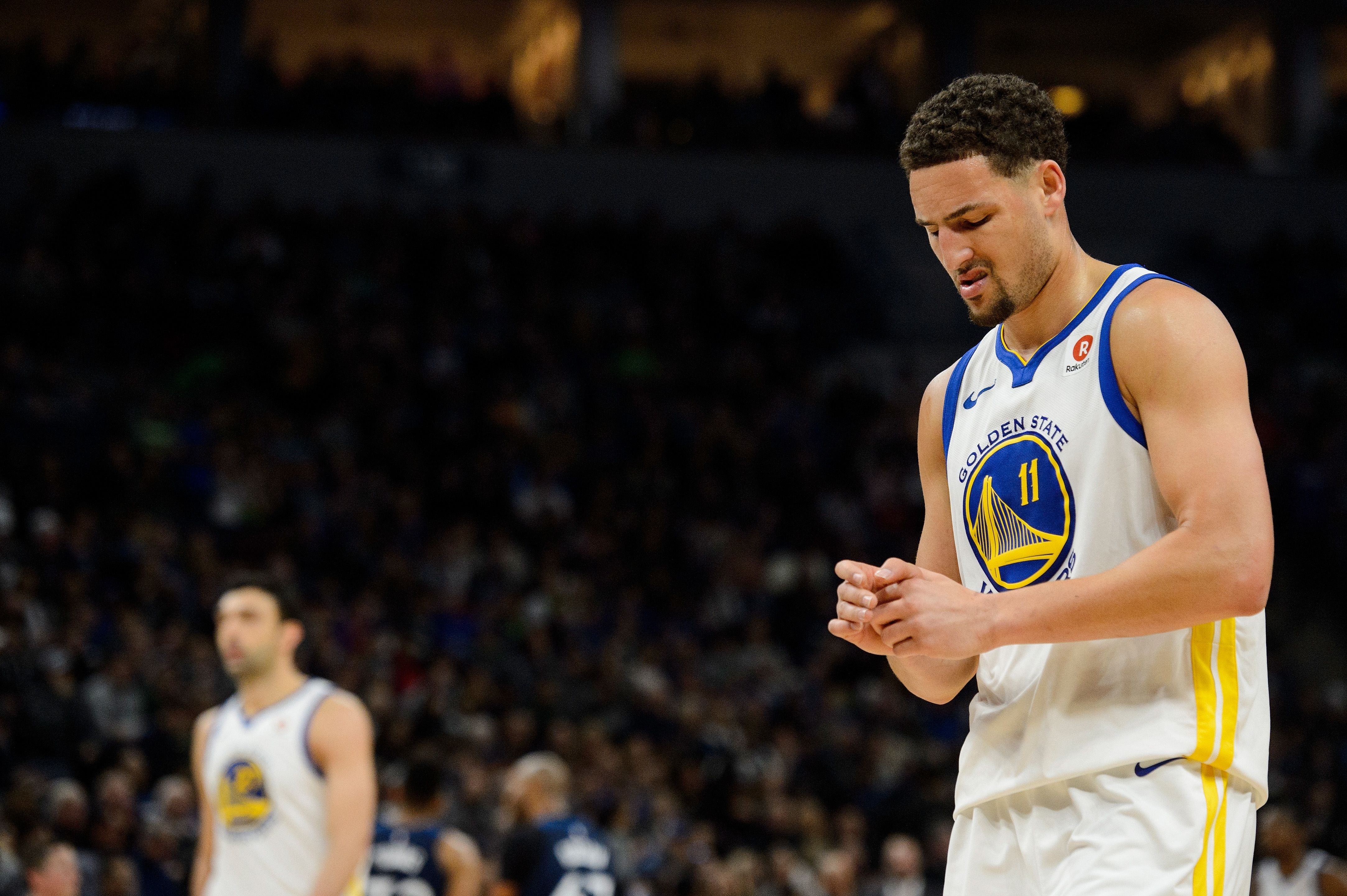 Warriors: Klay Thompson to Miss Significant Time with Fractured Thumb