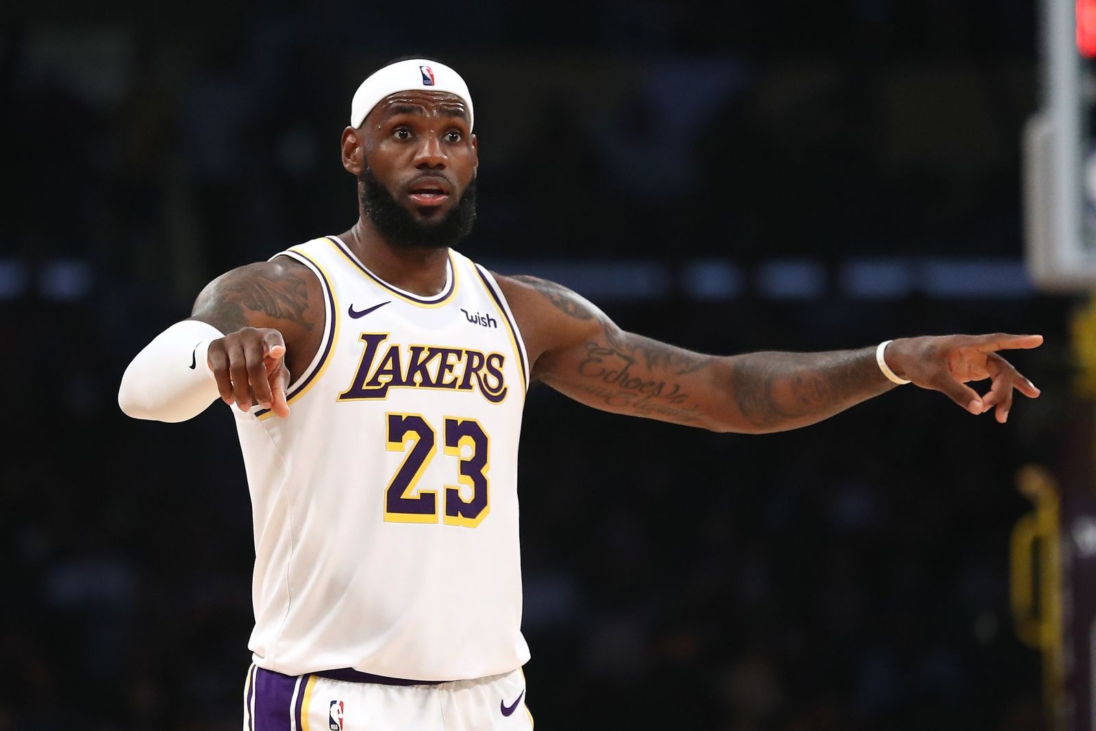 Los Angeles Lakers: LeBron James likes most recent starting five
