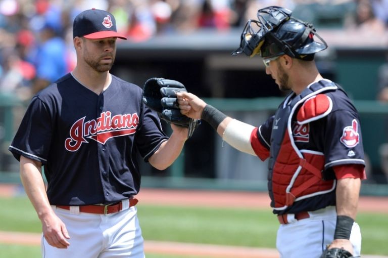 Cleveland Indians Stage Late Rally to Beat Atlanta Braves 5-3 for 11th ...