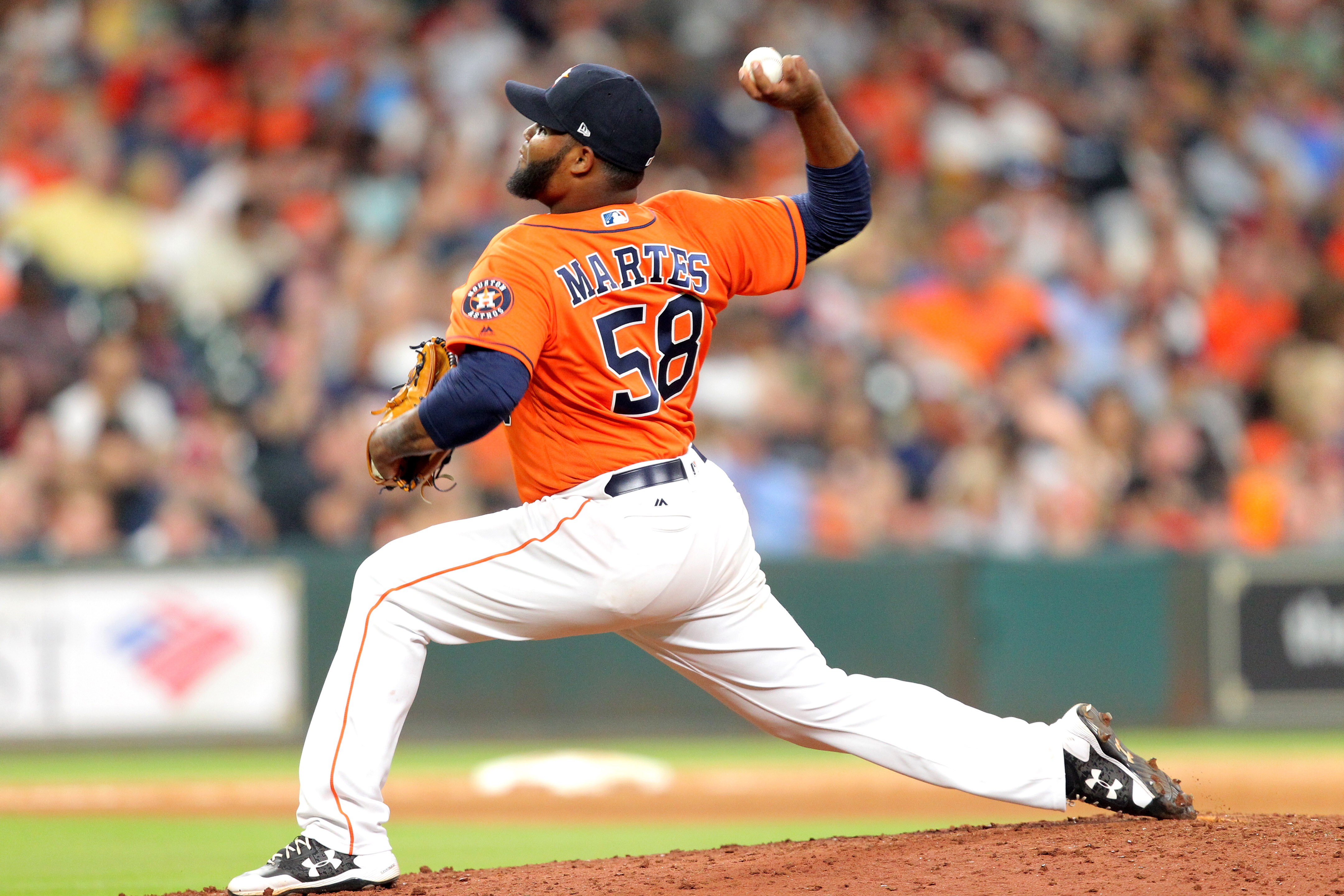 Astros: Think twice about the starting pitcher demand