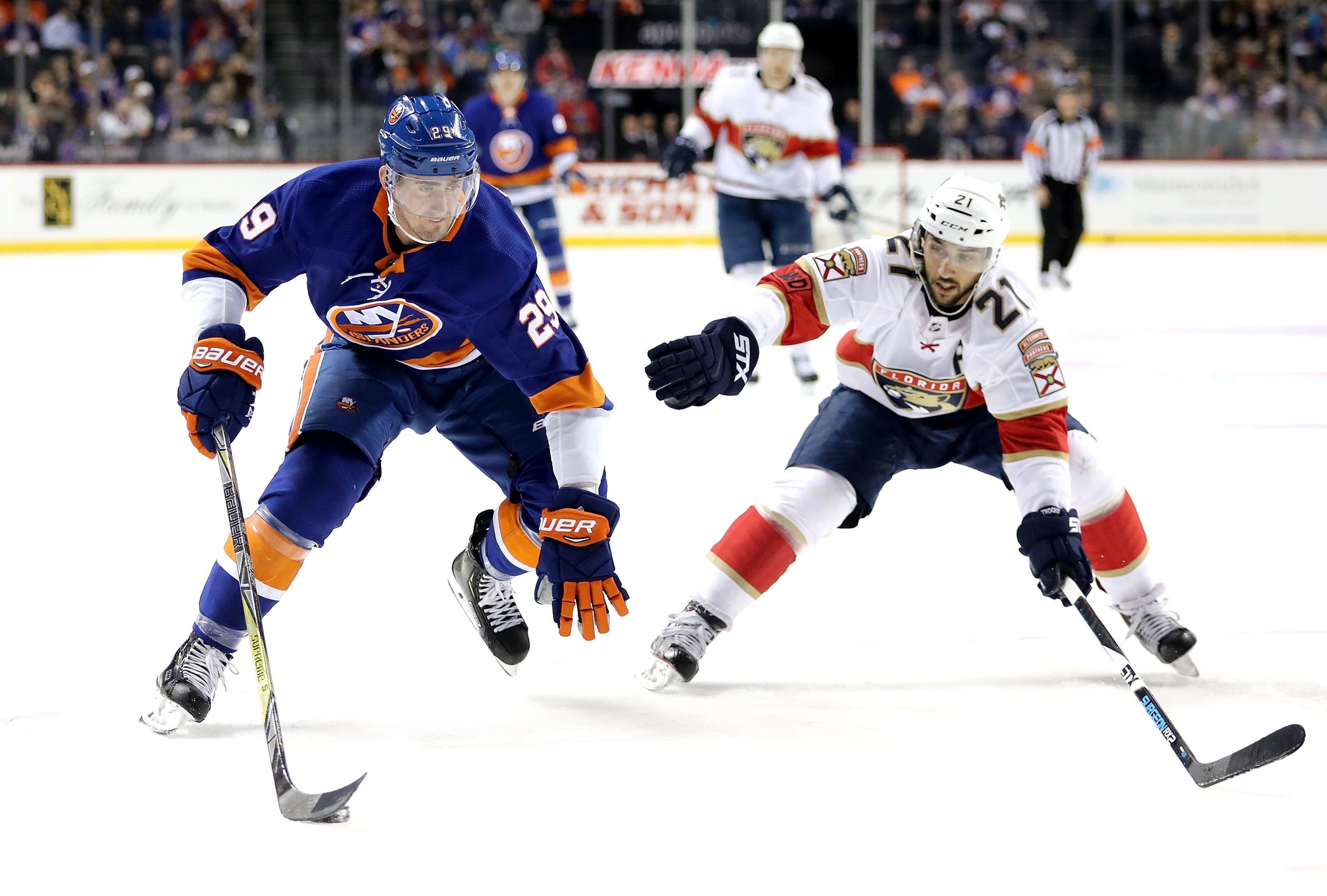 New York Islanders Lose to the Panthers 3-2 in OT