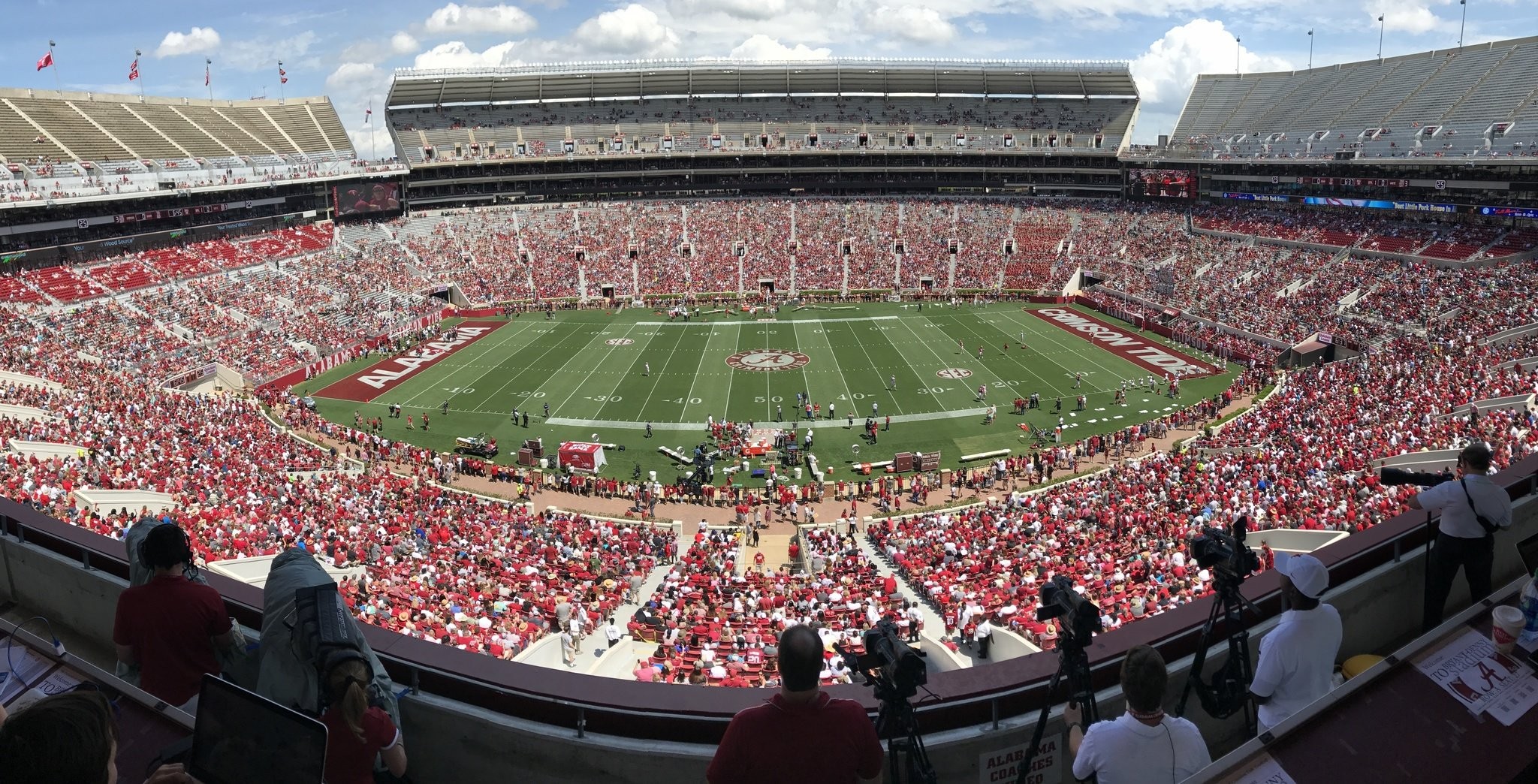 Where Alabama's 2017 A-Day crowd ranked nationally, in program history