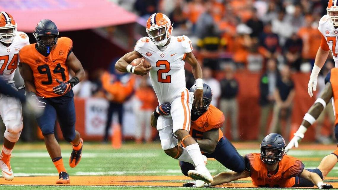 Clemson QB Kelly Bryant leaves Syracuse game with injury