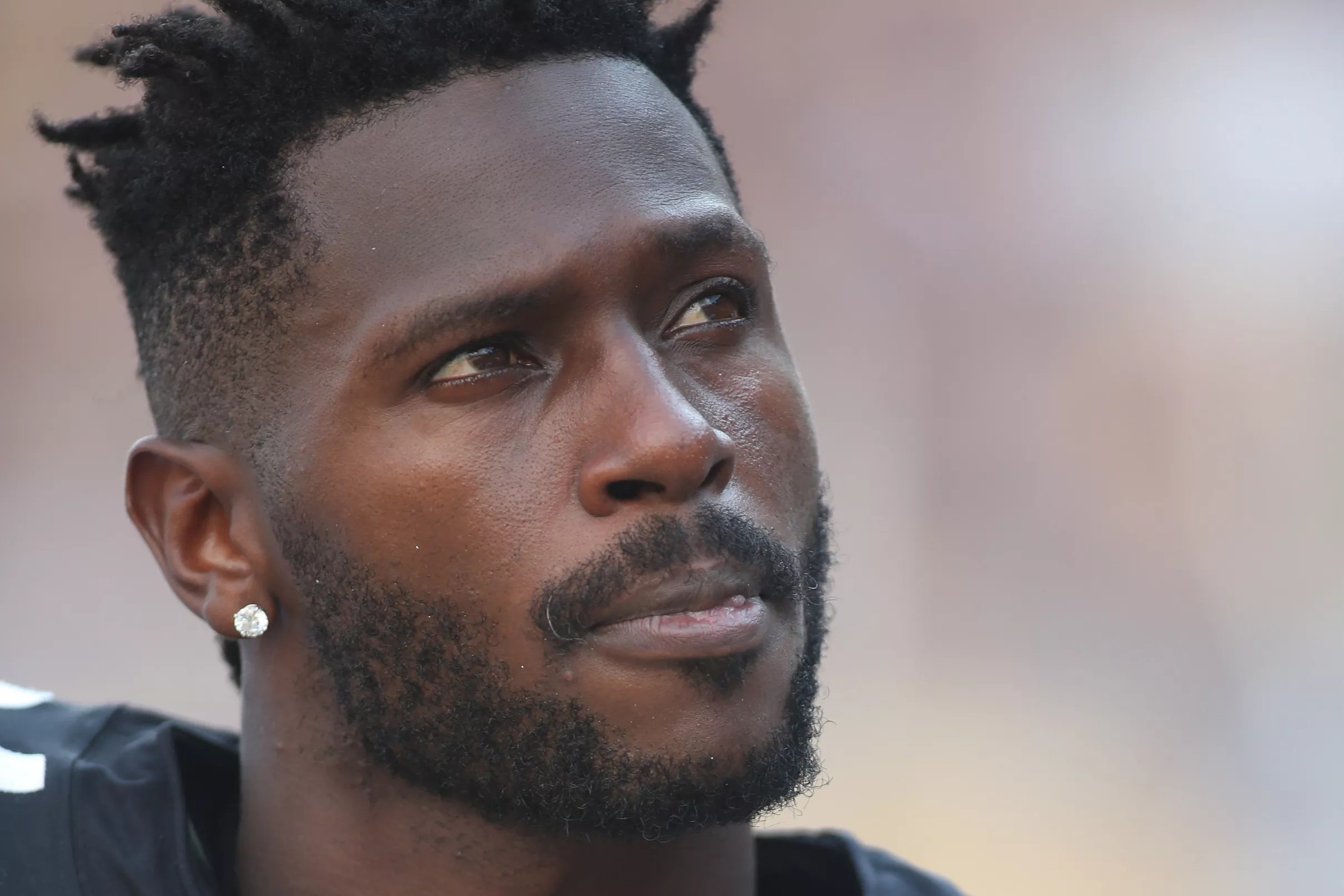 Steelers WR Antonio Brown has a pair of lawsuits filed against him