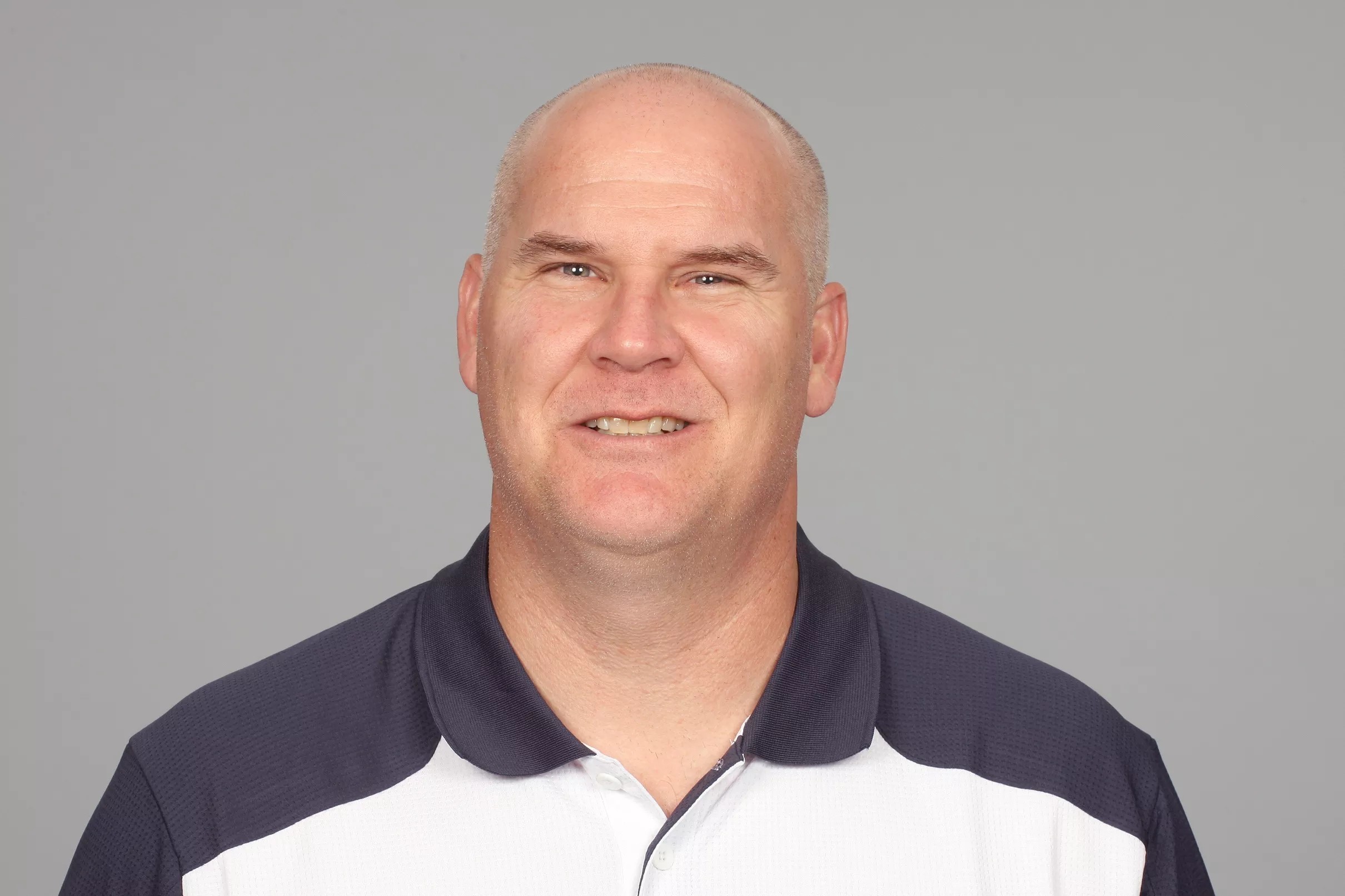 Bengals OL coach Frank Pollack is out, per report