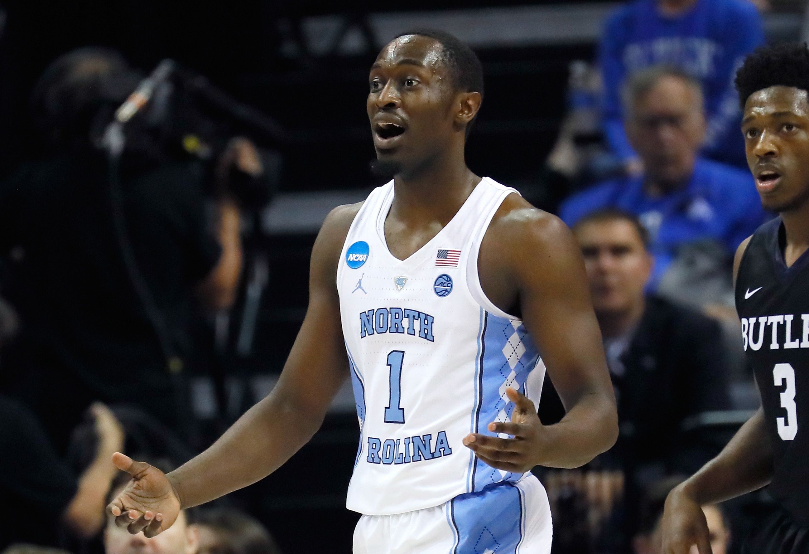 UNC Basketball: Theo Pinson leaves game vs. Clemson