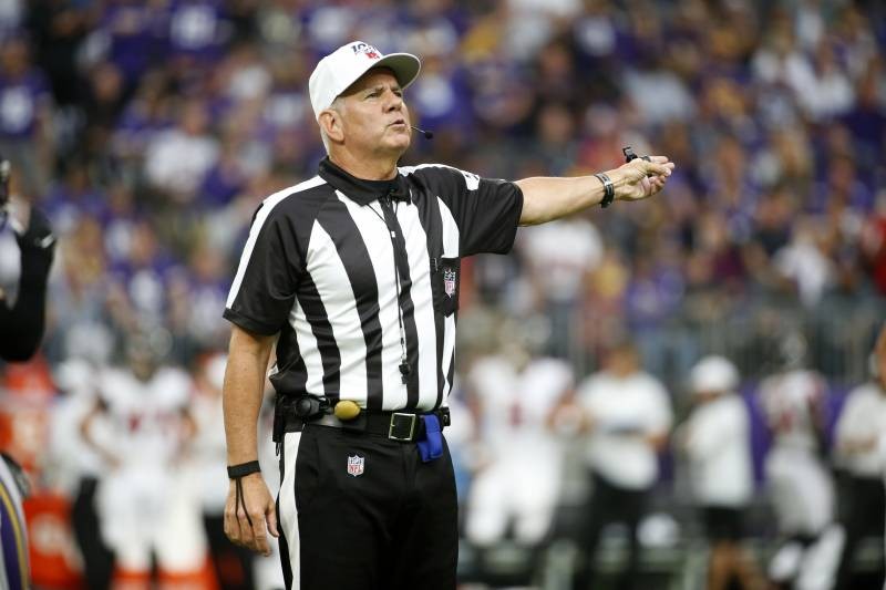 Report: Bill Vinovich Named Head Referee for Super Bowl 54