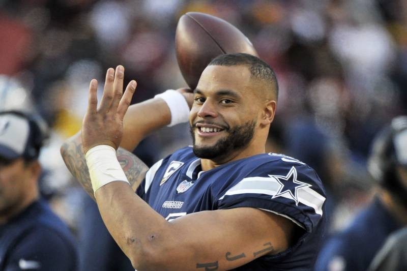 Dak Prescott Holding Cowboys Together While Other Teams in Turmoil ...