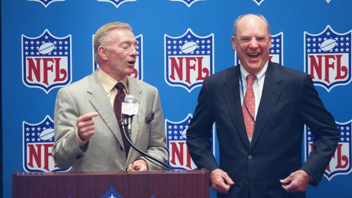 Jerry Jones: Texans’ owner Bob McNair ‘commanded’ respect