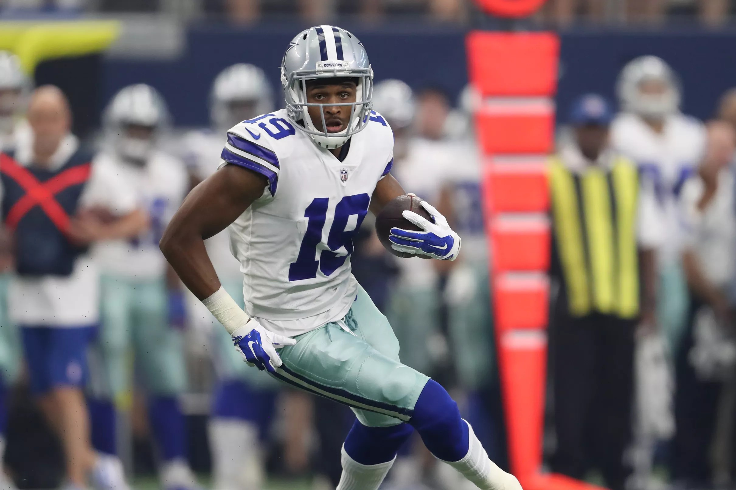 Watch: Brice Butler scores a touchdown, Cowboys up 6-0