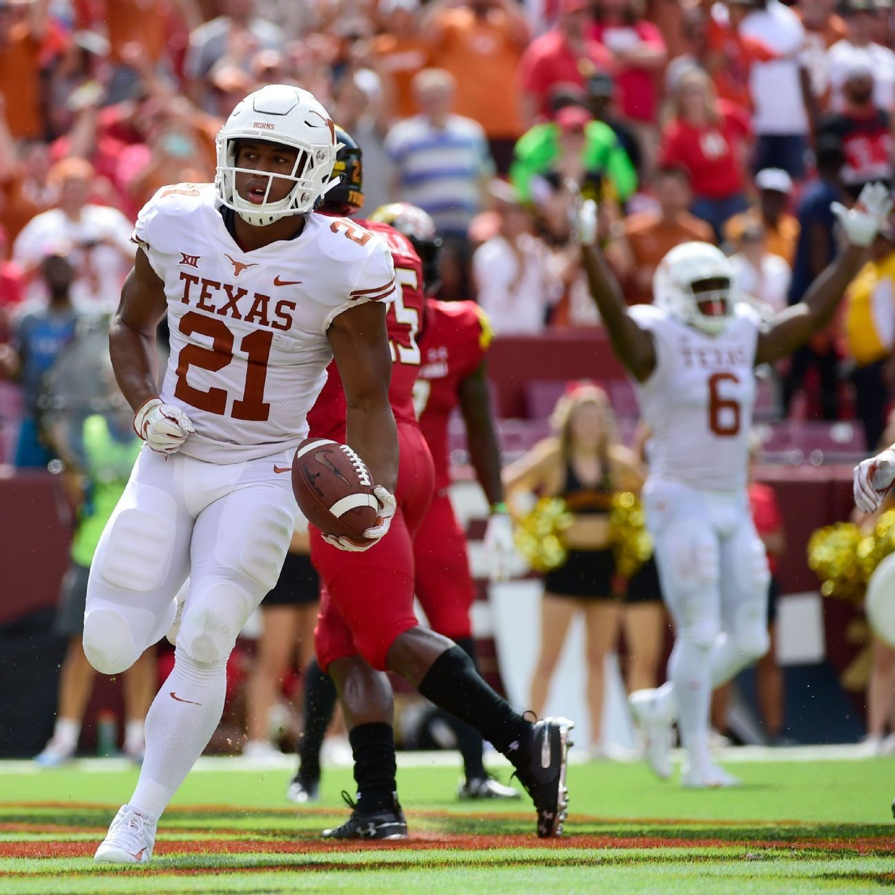 Former Texas RB Porter transfers to Houston