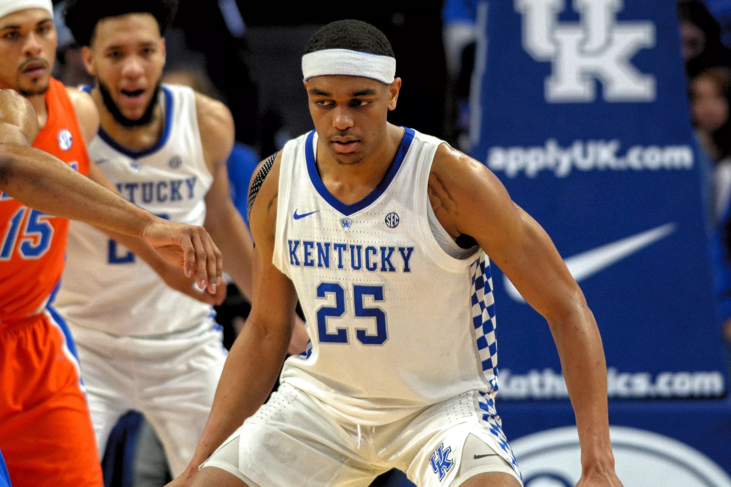 PJ Washington in a walking boot for precautionary reasons