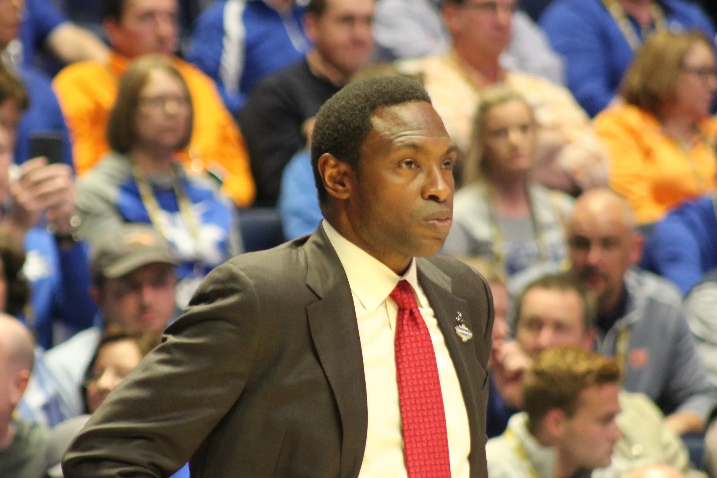 Bryce Drew fired at Vanderbilt; Avery Johnson set to leave Alabama