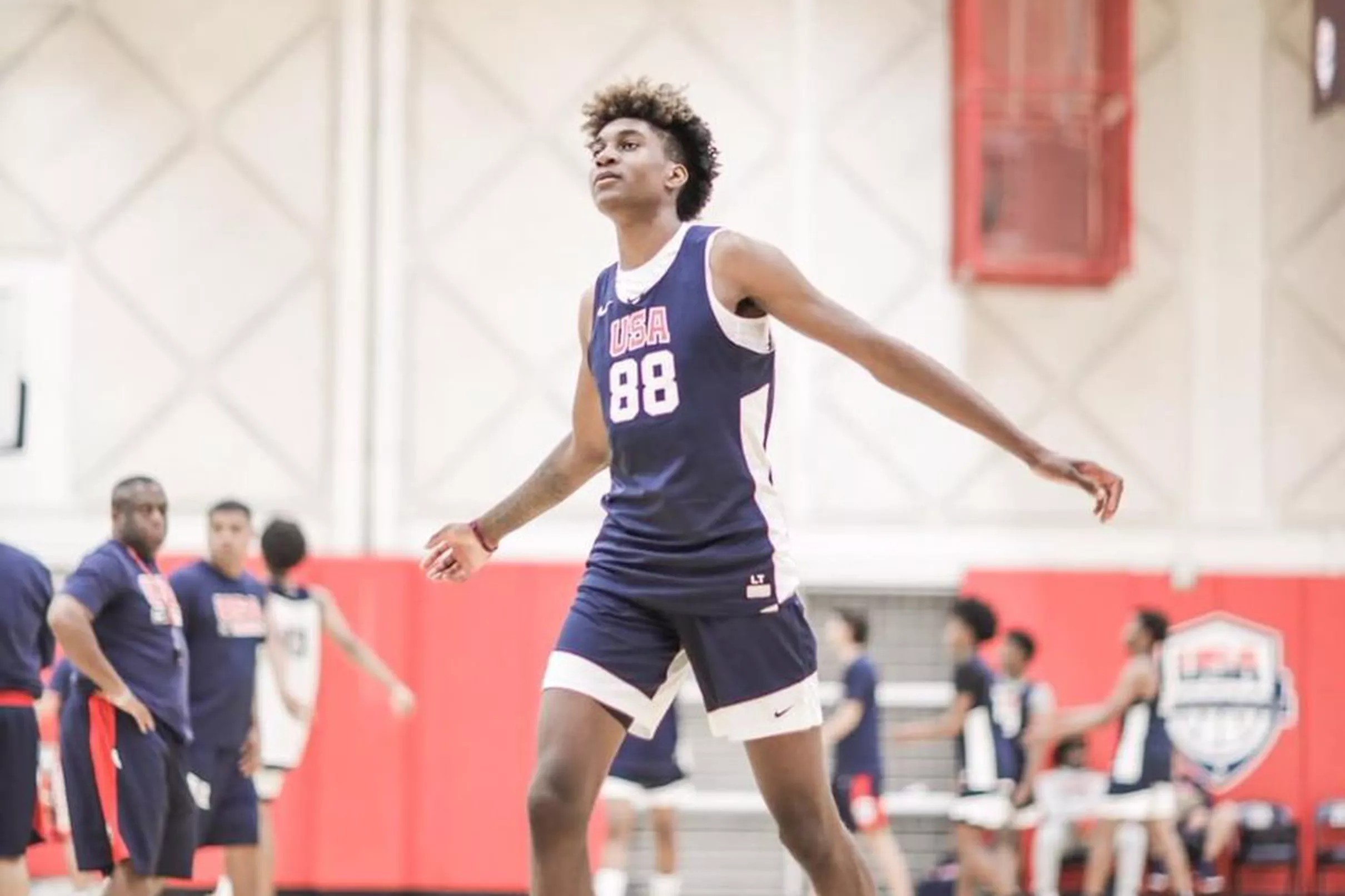 Jaden McDaniels talks recruitment, UK visit and decision timeline