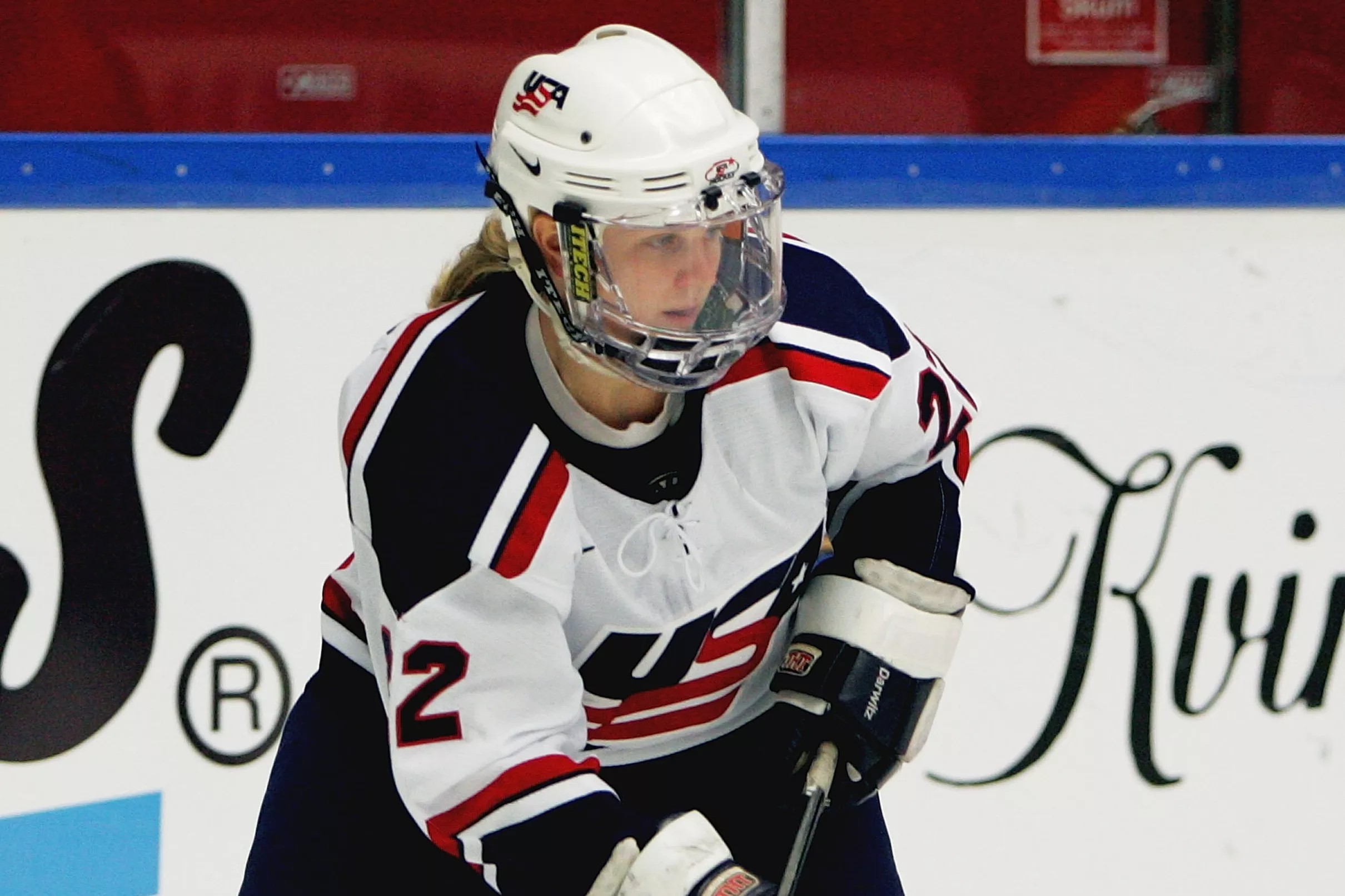 Minnesota Women’s Hockey: Natalie Darwitz to be Inducted in the US ...