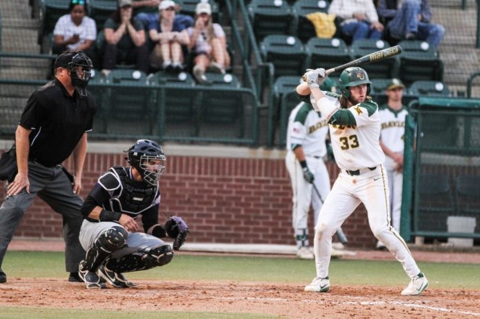 Baseball blasts Arkansas-Pine Bluff, 14-4